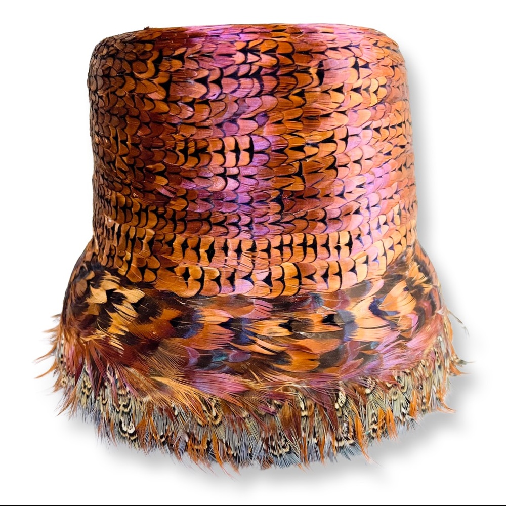 EXQUISITE 1960’s Feathered felt hat by Rothschild